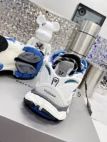 Balenciaga – Image 3